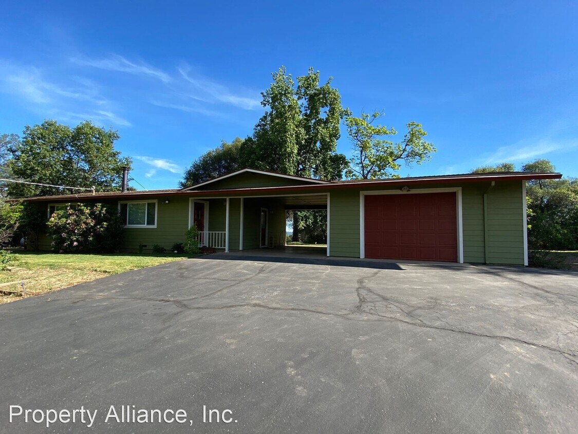 Primary Photo - 2 br, 1.5 bath House - 1051 Harris Road