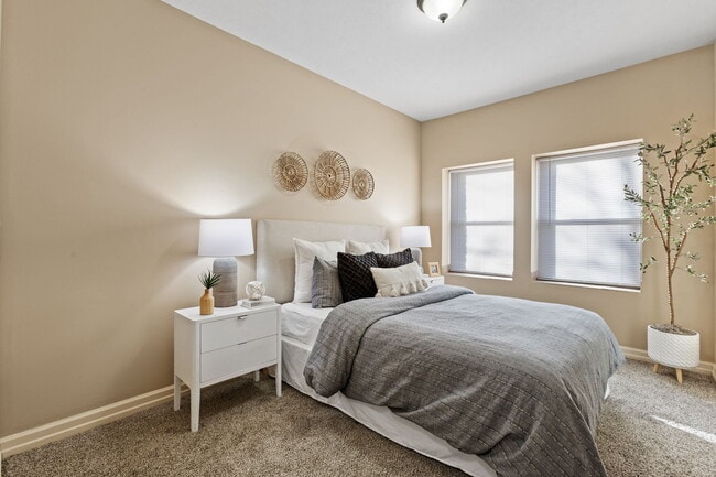 Building Photo - The Melrose