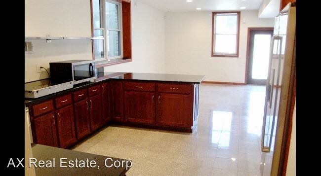 Foto del edificio - 1083 Mile Square Rd