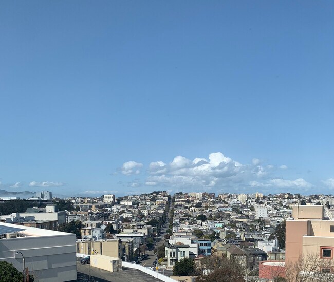 City view - 116 Terra Vista Ave