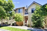 Primary Photo - Issaquah Townhome For Rent w/ Garage