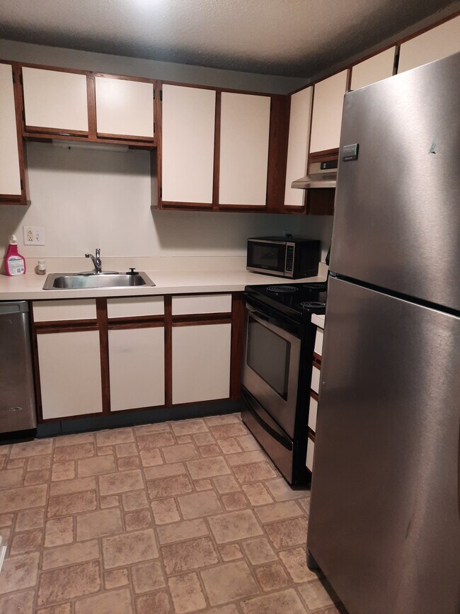 Foto del edificio - 10 Longworth Ave