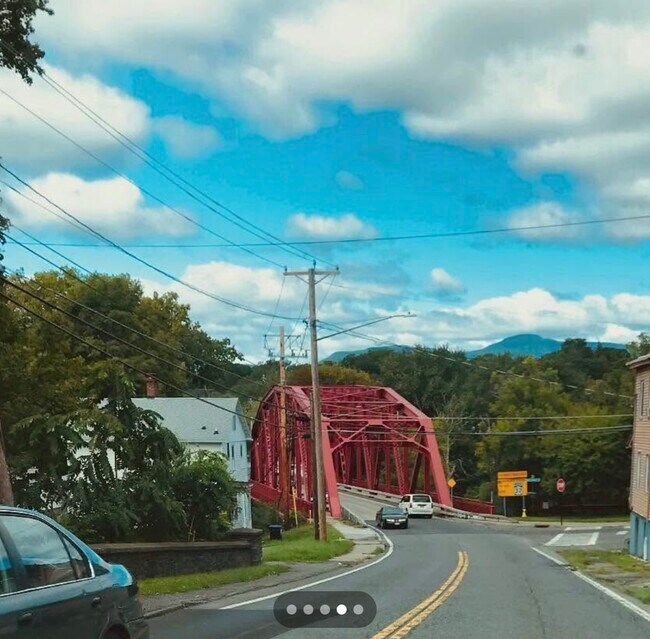 Foto del edificio - 39 E Bridge St