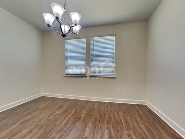 Foto del edificio - 2928 Rolling Acres Rd