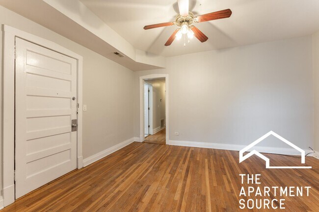 Foto del edificio - 1317 W Foster Ave