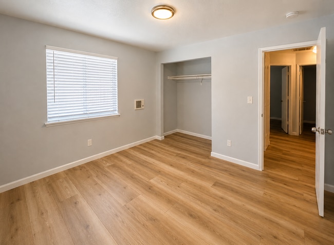 Building Photo - 3127 Santa Cruz Wy