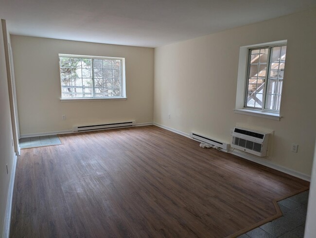Building Photo - 509 Fox Run Ln