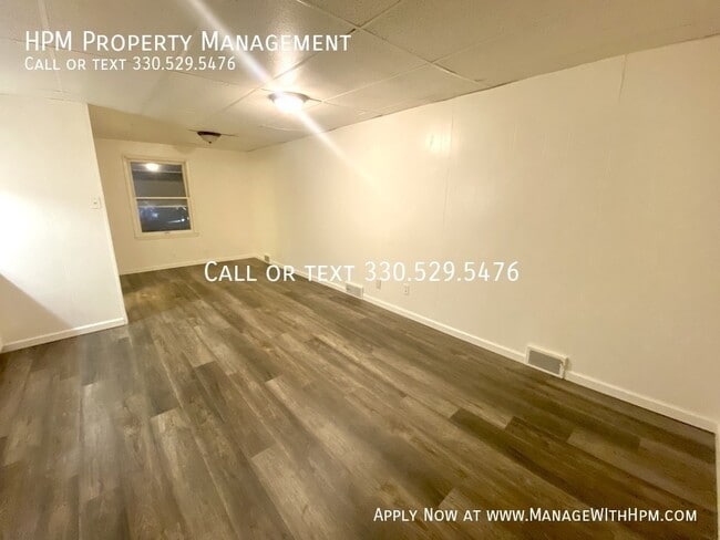 Foto del edificio - 1214 Woodward Pl NW