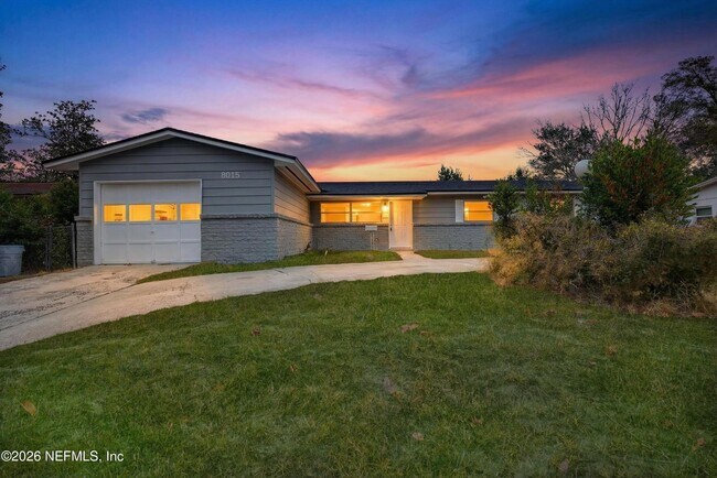 Foto del edificio - 8015 Jaguar Dr