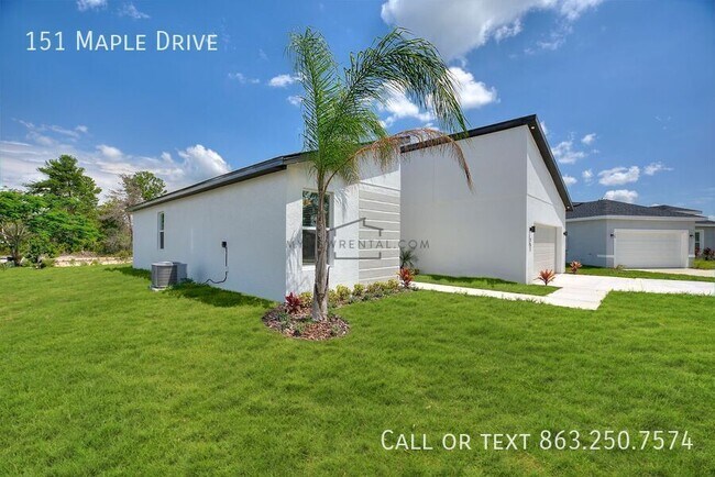 Foto del edificio - 151 Maple Dr
