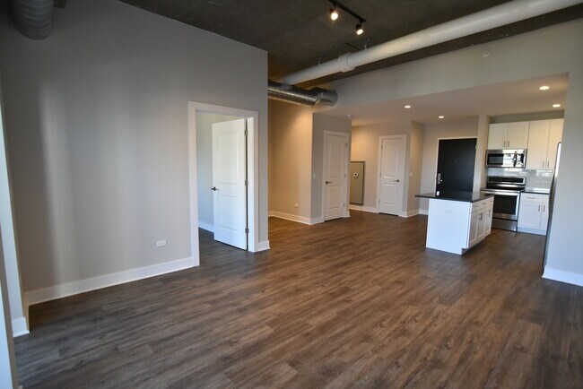 Foto del edificio - 3833 N Broadway
