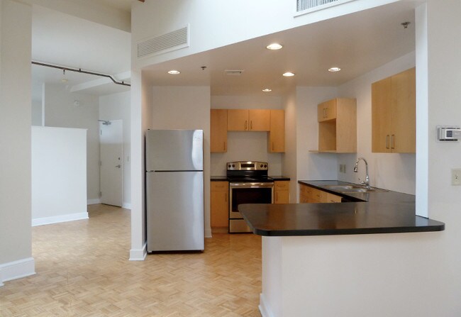 Building Photo - Boutique Apartments