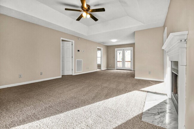 Foto del edificio - Ranch Home on Creek Lot!