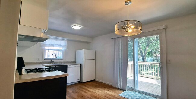 Foto del edificio - 732 Heritage Dr