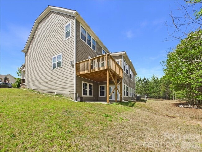 Foto del edificio - 1379 Corey Cabin Ct