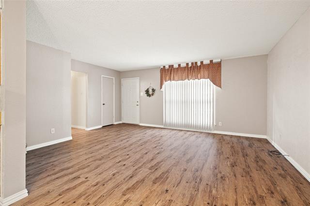 Building Photo - 5005 Coronet Ln