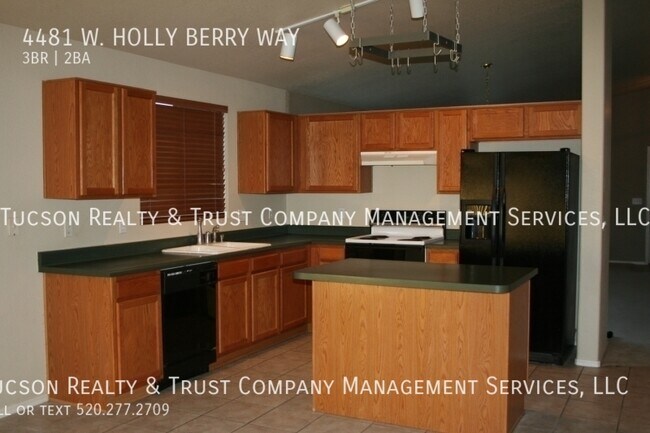 Building Photo - 4481 W Holly Berry Way