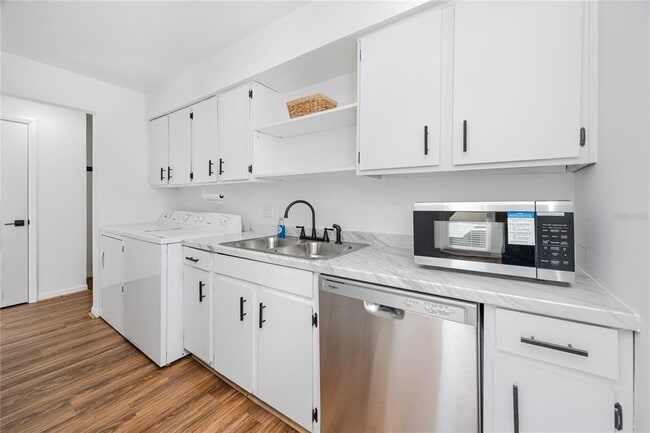 Foto del edificio - 501 E Bay Dr