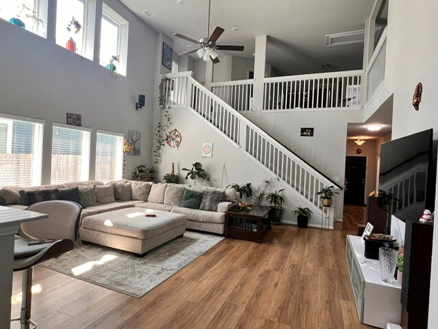 Building Photo - 312 Blue Hibiscus Dr