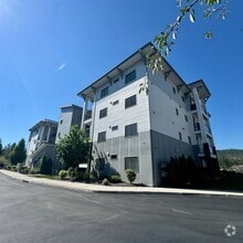 Building Photo - 447 W Waterside Dr