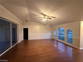 Building Photo - 1713 SW 10th Pl