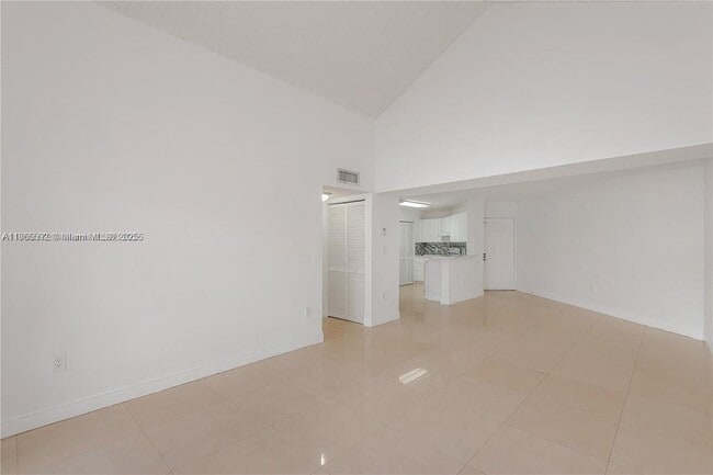 Foto del edificio - 6292 NW 186th St