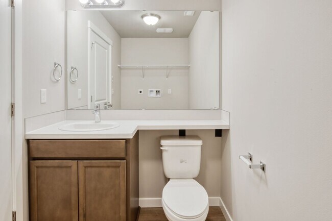 Foto del edificio - 8427 63rd St NE