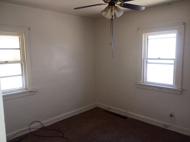 Foto del edificio - 17926 E Park Dr