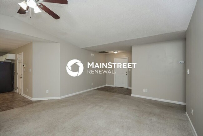Foto del edificio - 3 Bedroom Pet-Friendly Home in McDonough, GA with Main Street Renewal