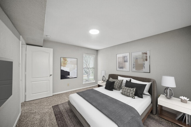 Building Photo - Reserve at 63 Sixty Three