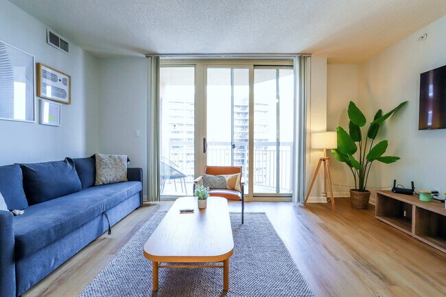 Foto del edificio - 901 N Pollard St