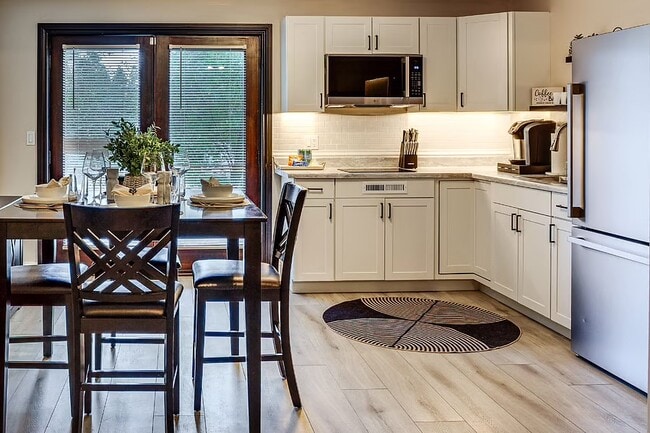 Foto del edificio - 6911 47th Street Ct W