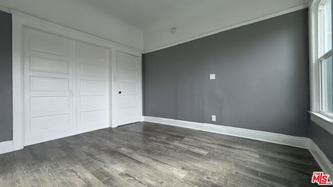 Building Photo - 1820 S Highland Ave