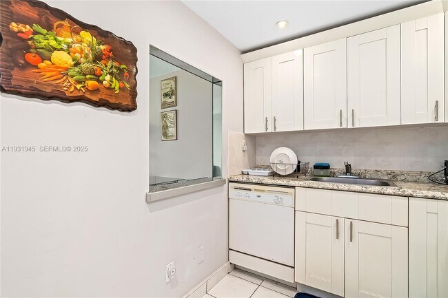 Foto del edificio - 210 172nd St