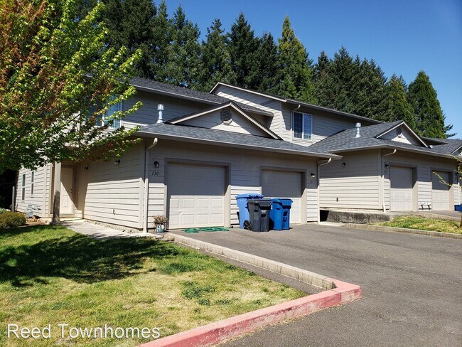 Building Photo - 2 br, 2.5 bath Apartment - 5811-5831 Reed ...
