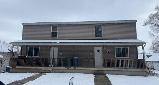 Building Photo - 536 Franklin Ave
