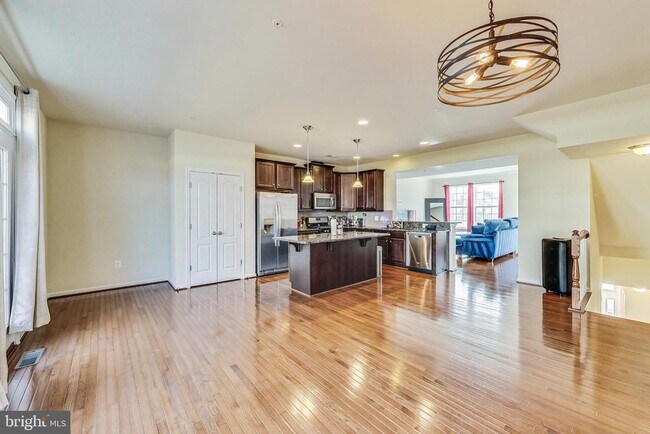 Building Photo - 2814 Shearwater Ln