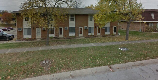 Building Photo - 607 S Linden Ave