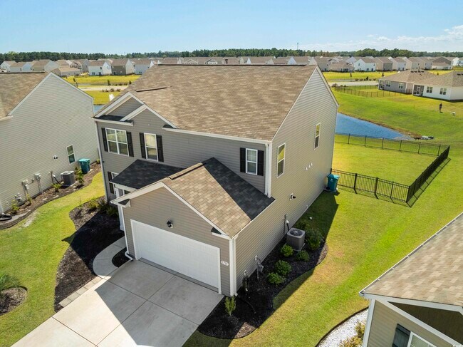 Foto del edificio - 1715 Perthshire Lp