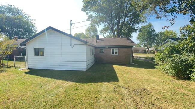 Building Photo - 5109 Derby Rd