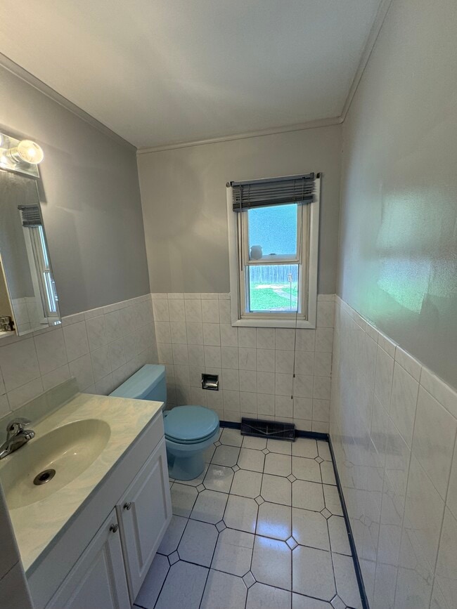 Building Photo - 506 Washington Ave