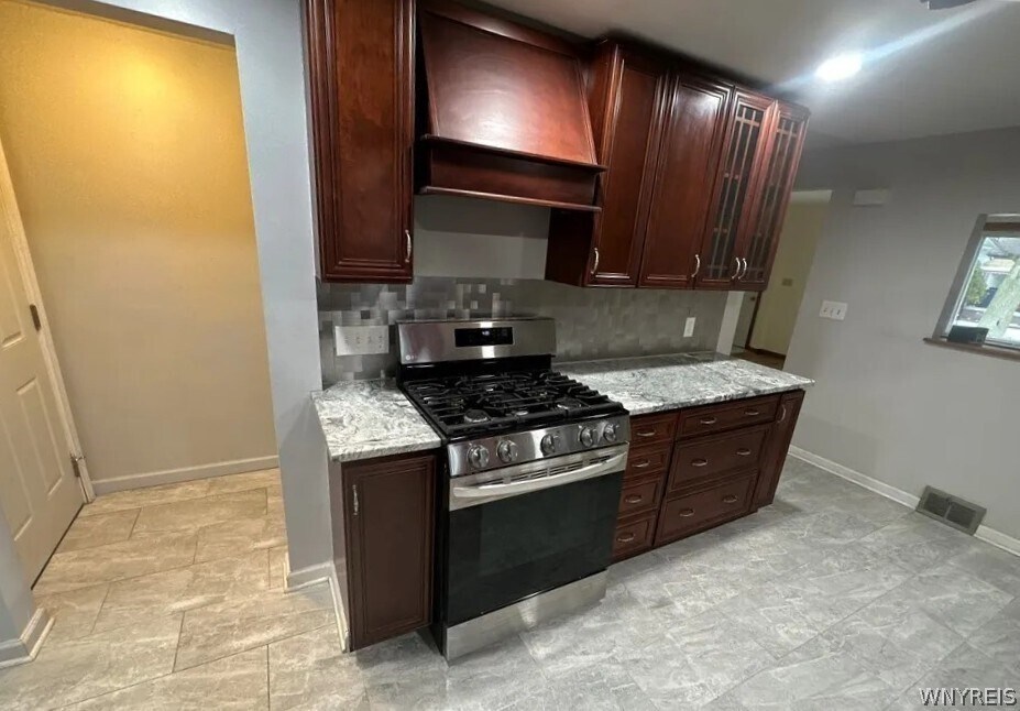 Foto del edificio - 298 Skillen St