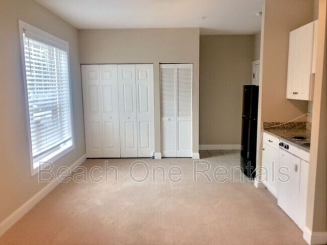 Building Photo - 116B Cypress Point Ct