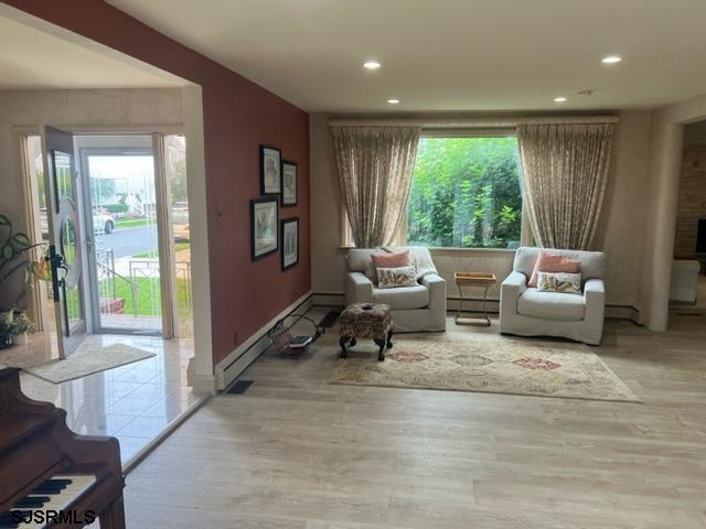 Building Photo - 10 S Union Ave