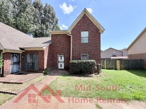 Building Photo - 6007 Hickory Cove