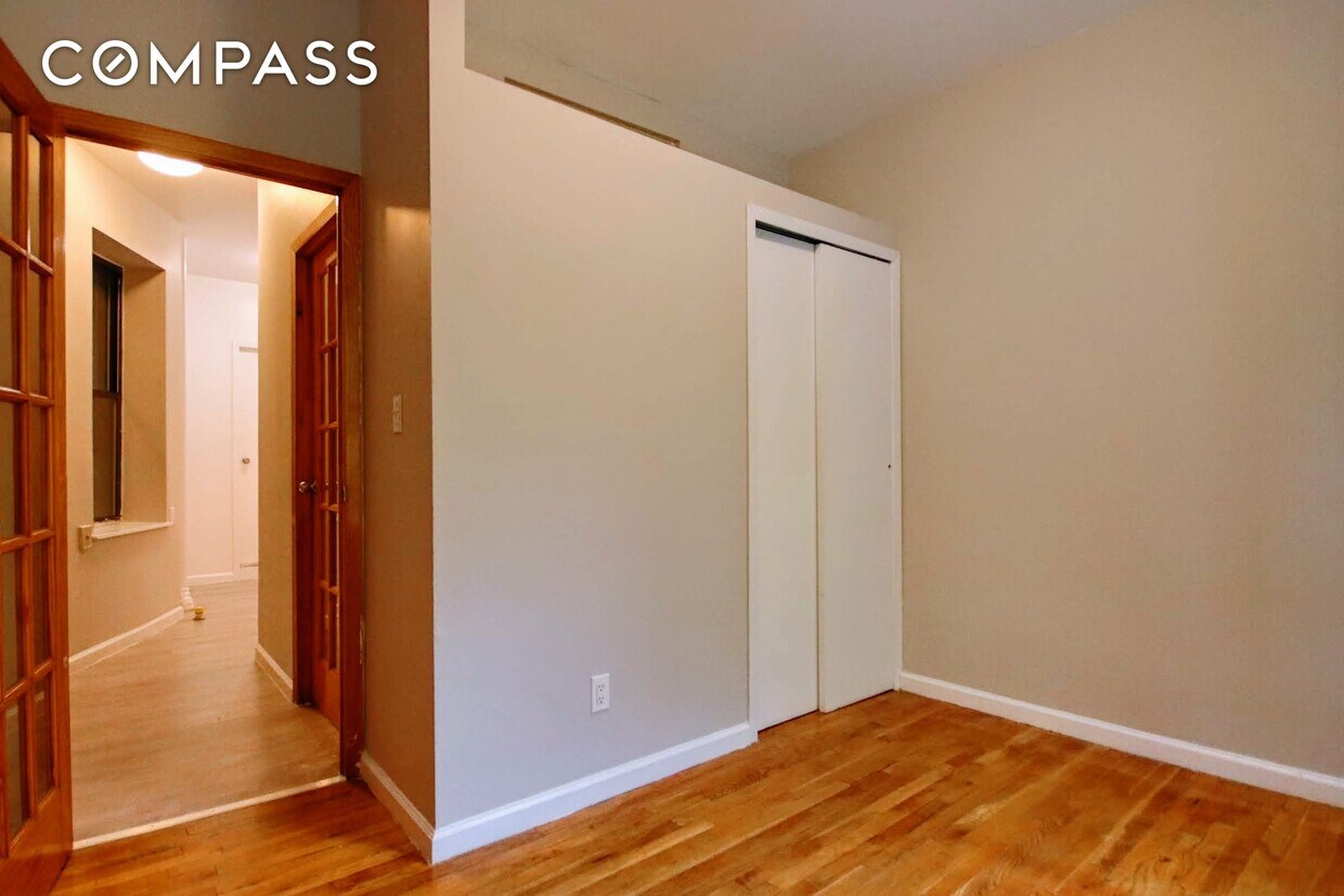 34 E 7th St Unit 2B, New York, NY 10003 Room for Rent in New York