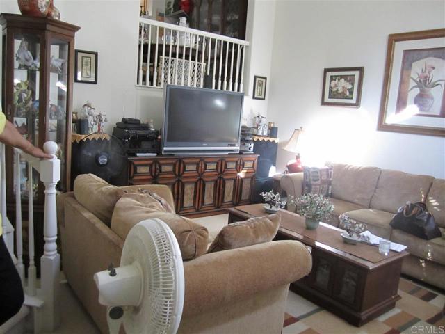Foto del edificio - 742 Mariposa Cir