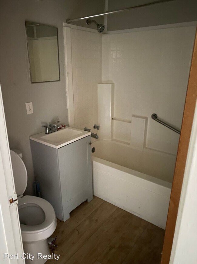 Foto del edificio - 1 br, 1 bath House - 260 1/2 Wyandotte St