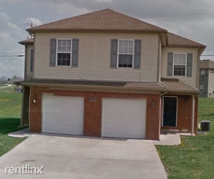 Primary Photo - 3 br, 2 bath Duplex - 553B Carlton Dr 553B...