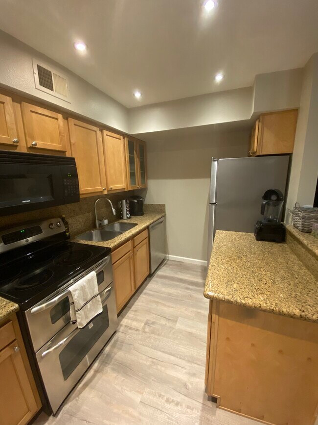 4410 N Longview Ave Unit 109, Phoenix, AZ 85014 Condo for Rent in